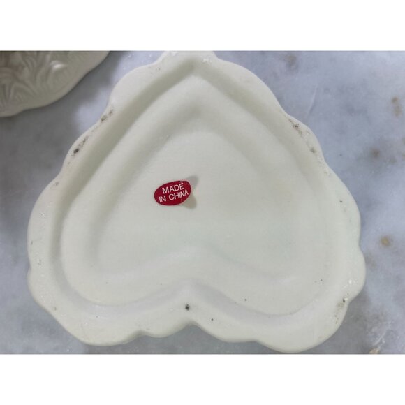 Vtg Bisque Porcelain Two Dove & Roses Heart Shaped Lidded Cream Trinket Box Gift - Picture 8 of 10